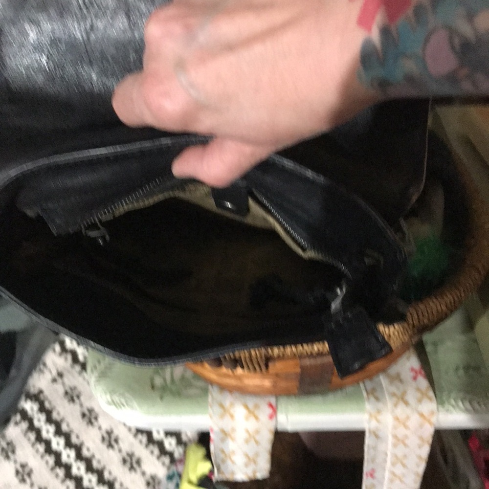 Stylish Black Leather A.S.98 Bag - Picture 9 of 12
